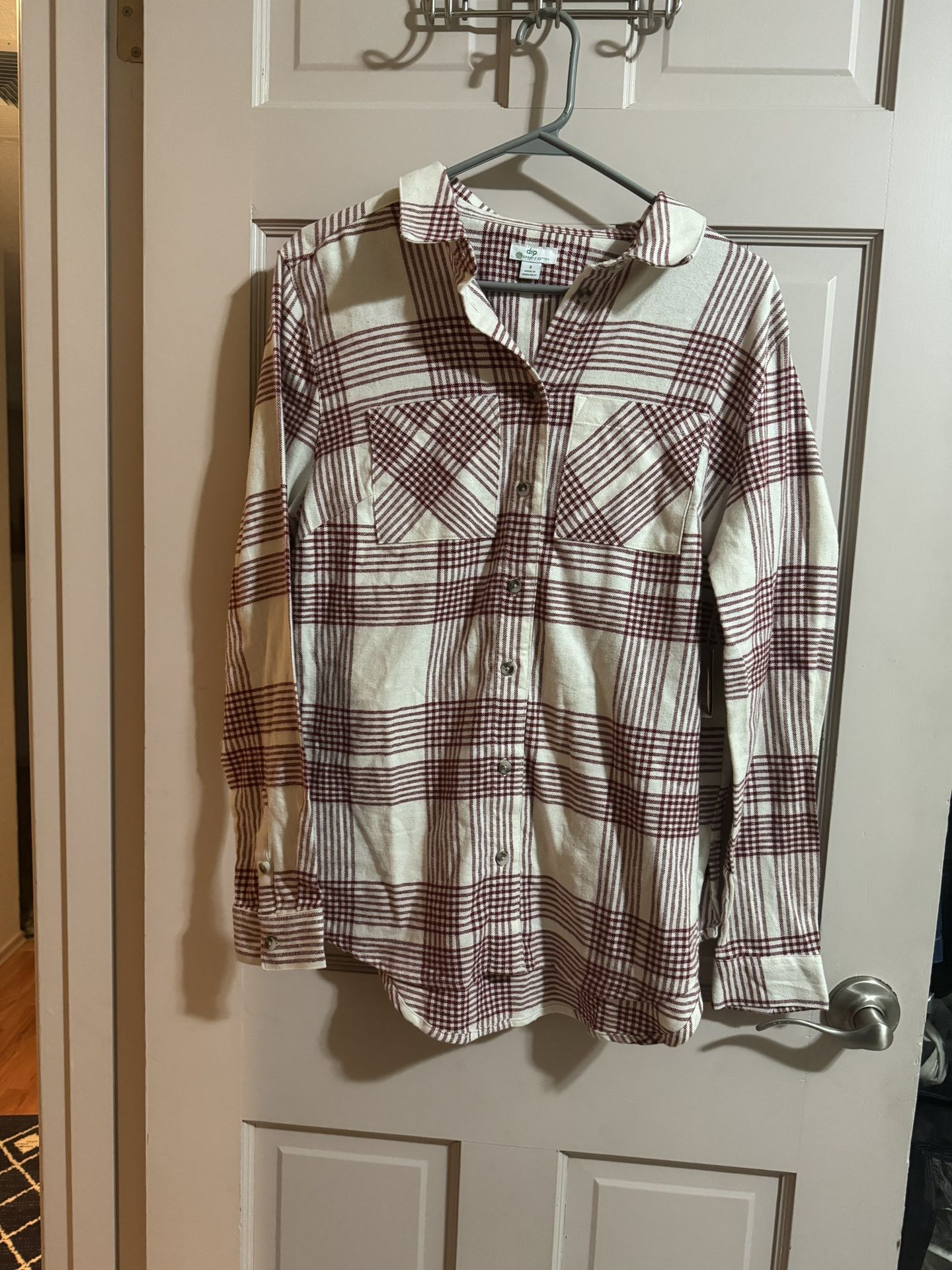 Womens dip Organic Cotton Plaid Long Sleeve Button Down NWT Size Small