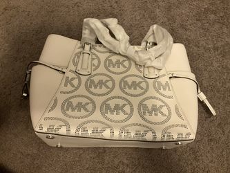Micheal Kors Purse
