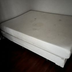 Memory Foam Mattress With Boxspring 