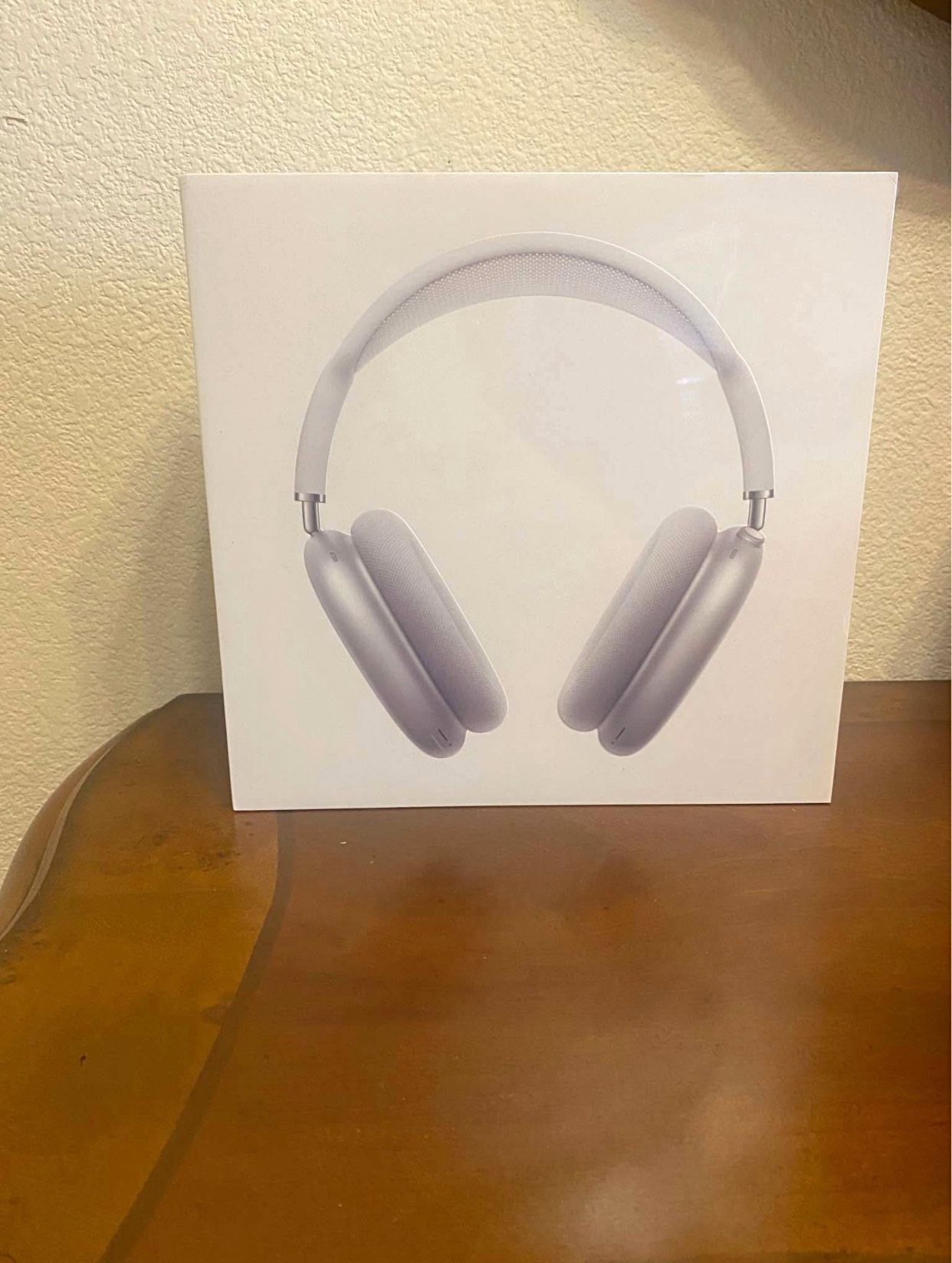 Airpod Pro Max (Send Best Offers)