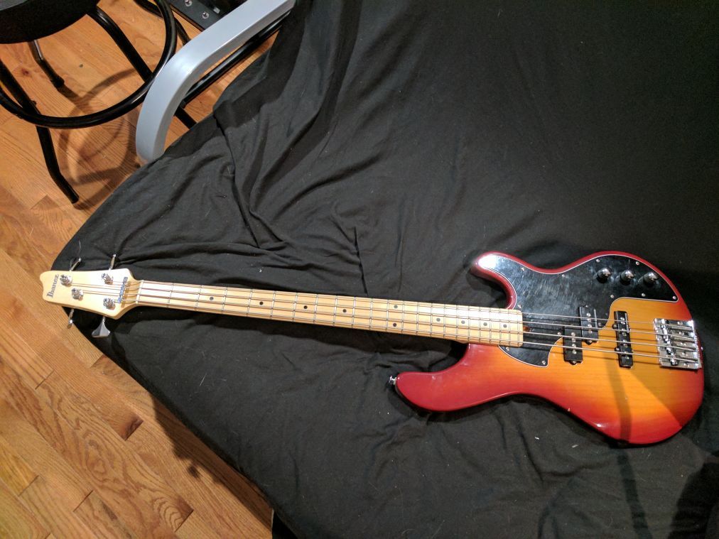 Japan ibanez RKB 900