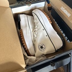 Converse Women's Run Star Hike Platform Hi Top Sneakers