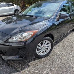 2012 Mazda 3 I Touring LOW Miles