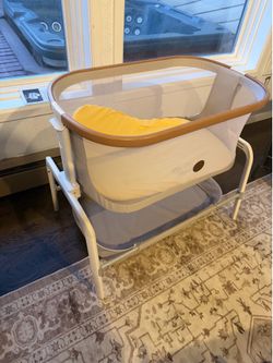 Maxi Cosi Iora Bassinet