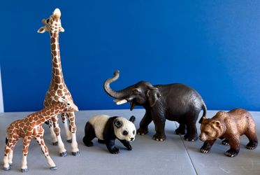 Toys For Kids; Animal Figures & Cars