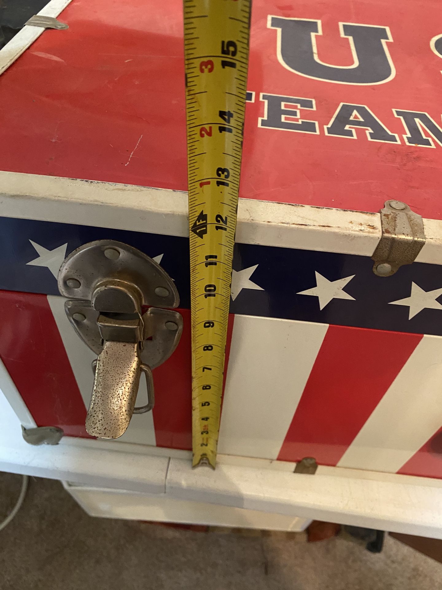 USA 1983 Team Foot Locker Trunk Joshua Enterprises for Sale in