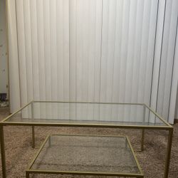 Medium sized glass living room table for SALE!!
