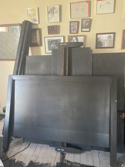 Queen Size Bedframe