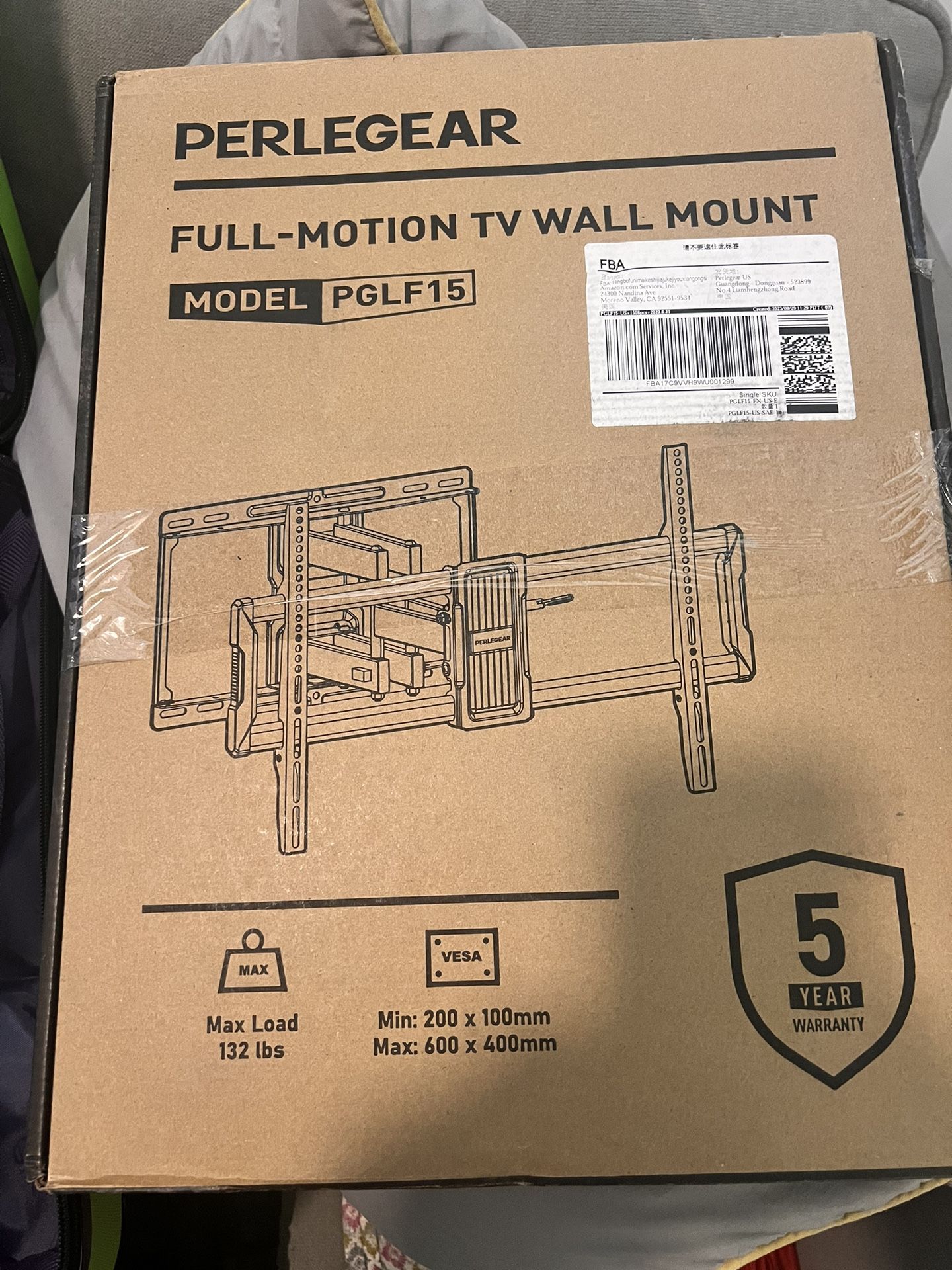 Perlegear Full Motion TV Wall Mount