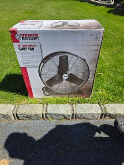 Fan 24 in shop fan