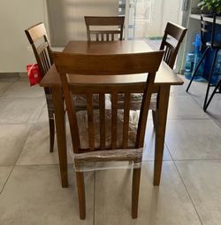 Wood Dining Table Set with 4 Chairs