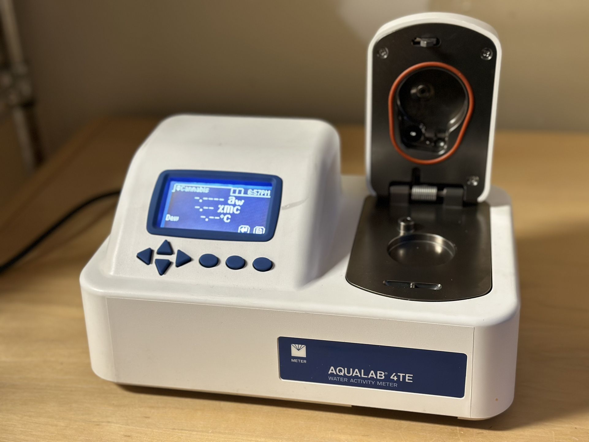 Aqualab 4te Water Activity Meter