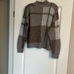 Beautiful Vintage Style Women’s Sweater Size Medium Like New $10