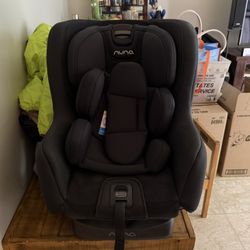 NUNA Rava Convertible Car Seat (Caviar)