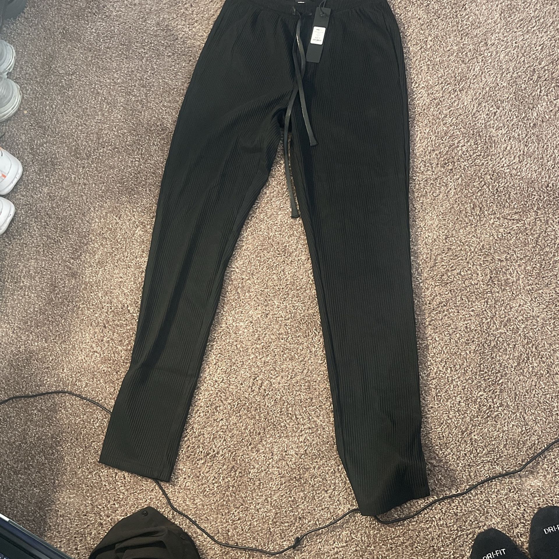 Fashion Nova Men’s Slim Slit Pants