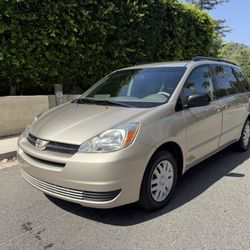 2005 Toyota Sienna