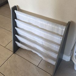 kids book shelf