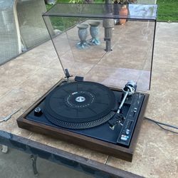 Record Player 
