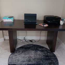 Dining table 6- seater/Desk