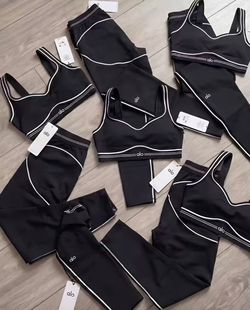 Alo Yoga Black Activewear Set Collection