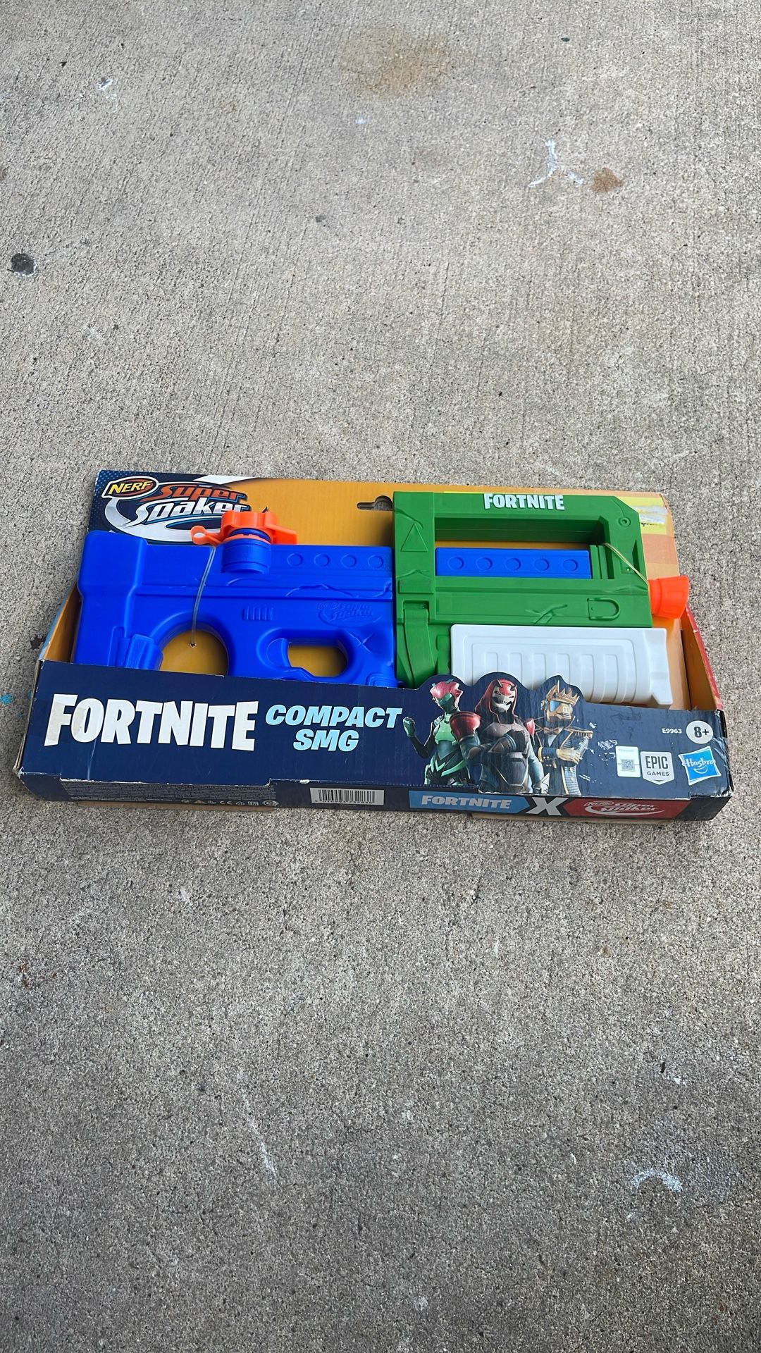 Fortnite X Nerf Collaboration Super Soaker Water Gun Compact Smg
