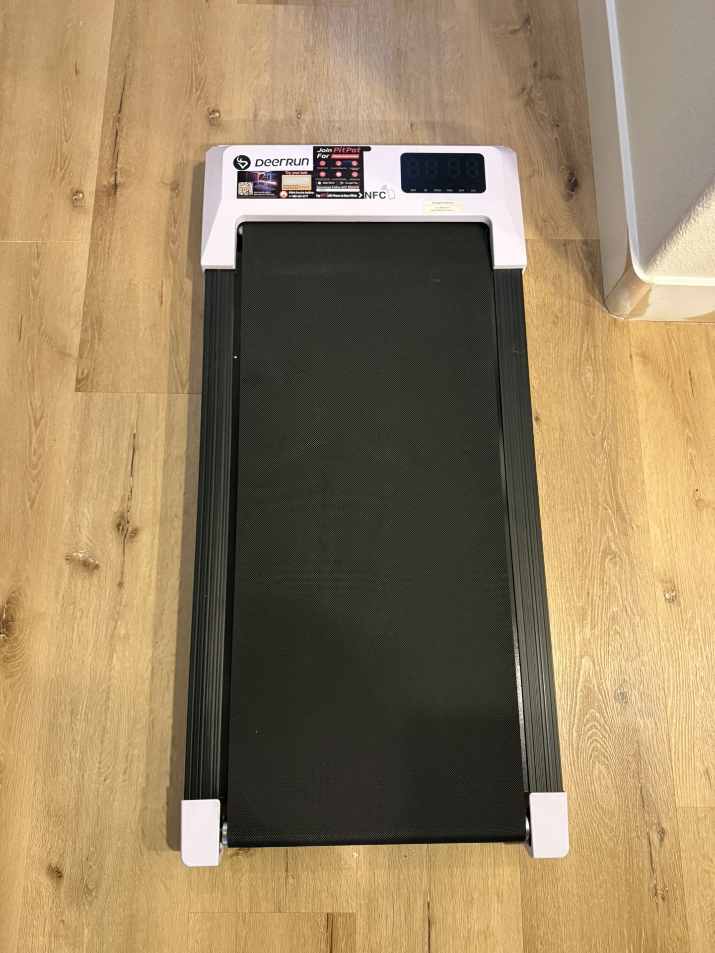 Treadmill/ Walking Pad