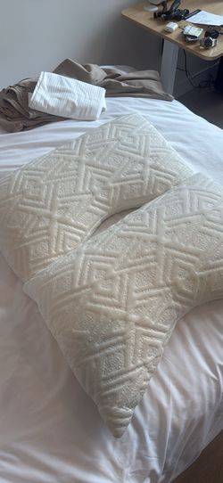 2 Nest Bedding Cool Pillows
