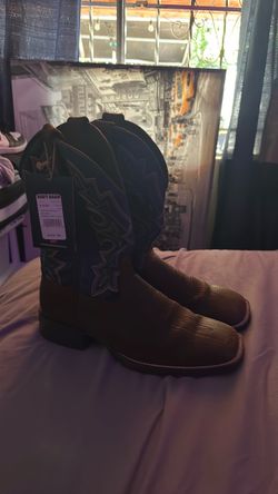 Brand new Durango boots size 9 (BOOTBARN)
