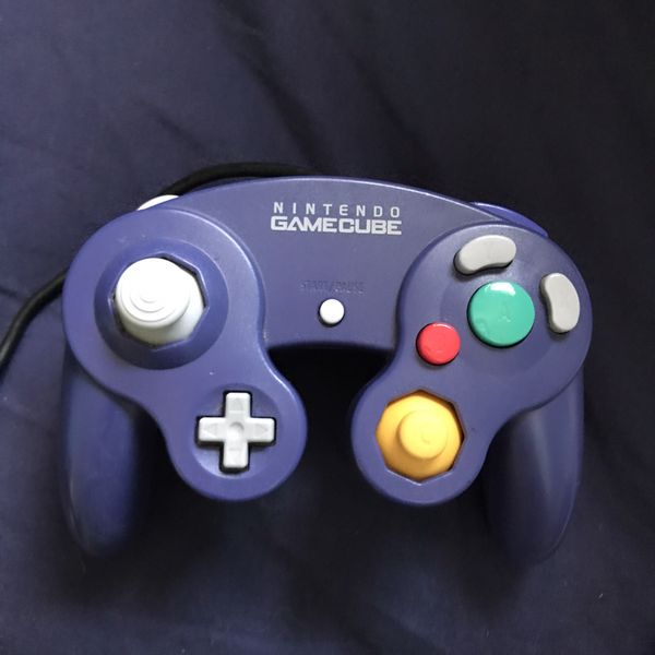 OG Purple GameCube Controller (Broken C-Stick) for Sale in Maple Park