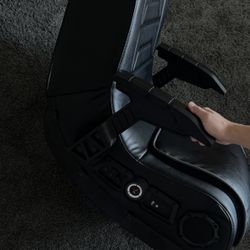 X Rocker Gaming Chair and GTPlayer stand- Black