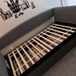Twin Wooden Bed And Twin Trundle