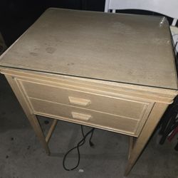 Vintage Sewing Machine 