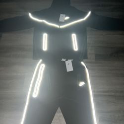 Nike Tech Fleece Black Reflective- Large FITS LIKE MEDIUM 