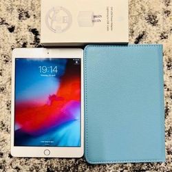 Apple iPad Mini 3 Excellent Condition With FREE Case and Charger