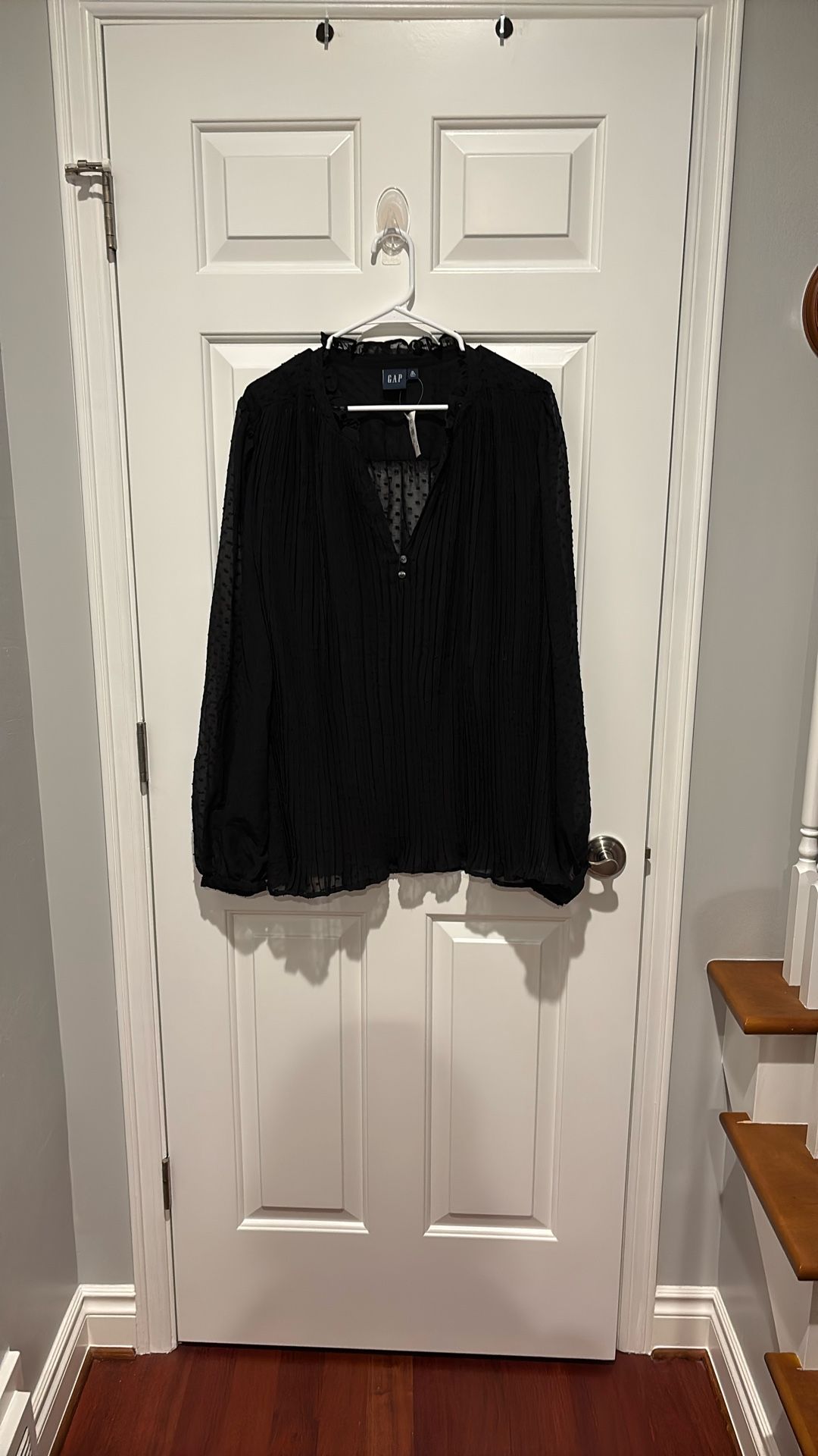 Gap Xl Ladies Blouse, Chiffon Like New With Tags