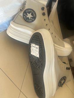Size 7 Converse Chuck Taylor All Star High-Top Sneakers