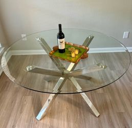 Luxury Modern Round Glass Dining Table – Chrome Base