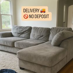 Grey Sectional W Chaise