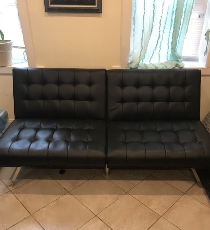 Cushy & Comfortable Futon Soft Black Futon/Couch