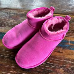 Ugg Ultra Mini Boot Pink Women’s Size 6