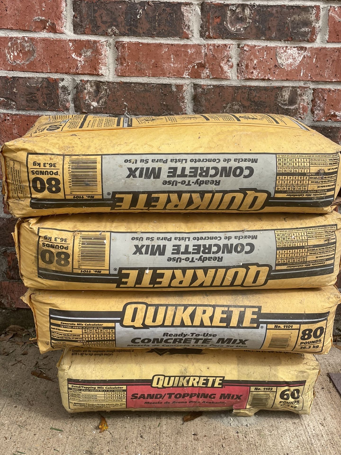 FREE - 3 Bags Of Concrete + 1 Bag Of Sand Mix