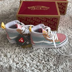 Vans High Top Sneaker Size 11.5 Toddler