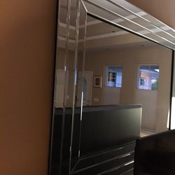 Mirror 