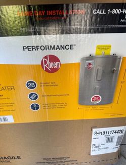 Rheem Water Heater 28 gal
