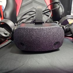 HP Reverb Virtual Reality Headset - Professional Edition Model: 7DH40UT