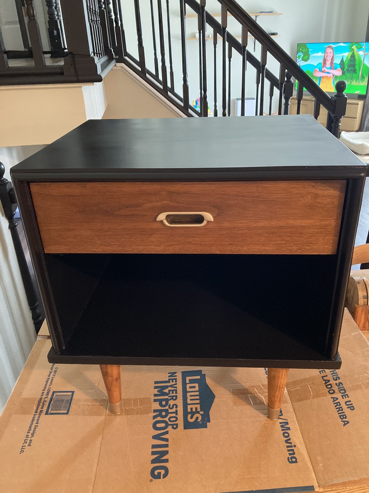 OBO Mid Century Modern Nightstand/ End Table/ Side Table