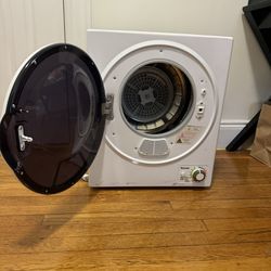 Portable/ Compact Laundry Dryer