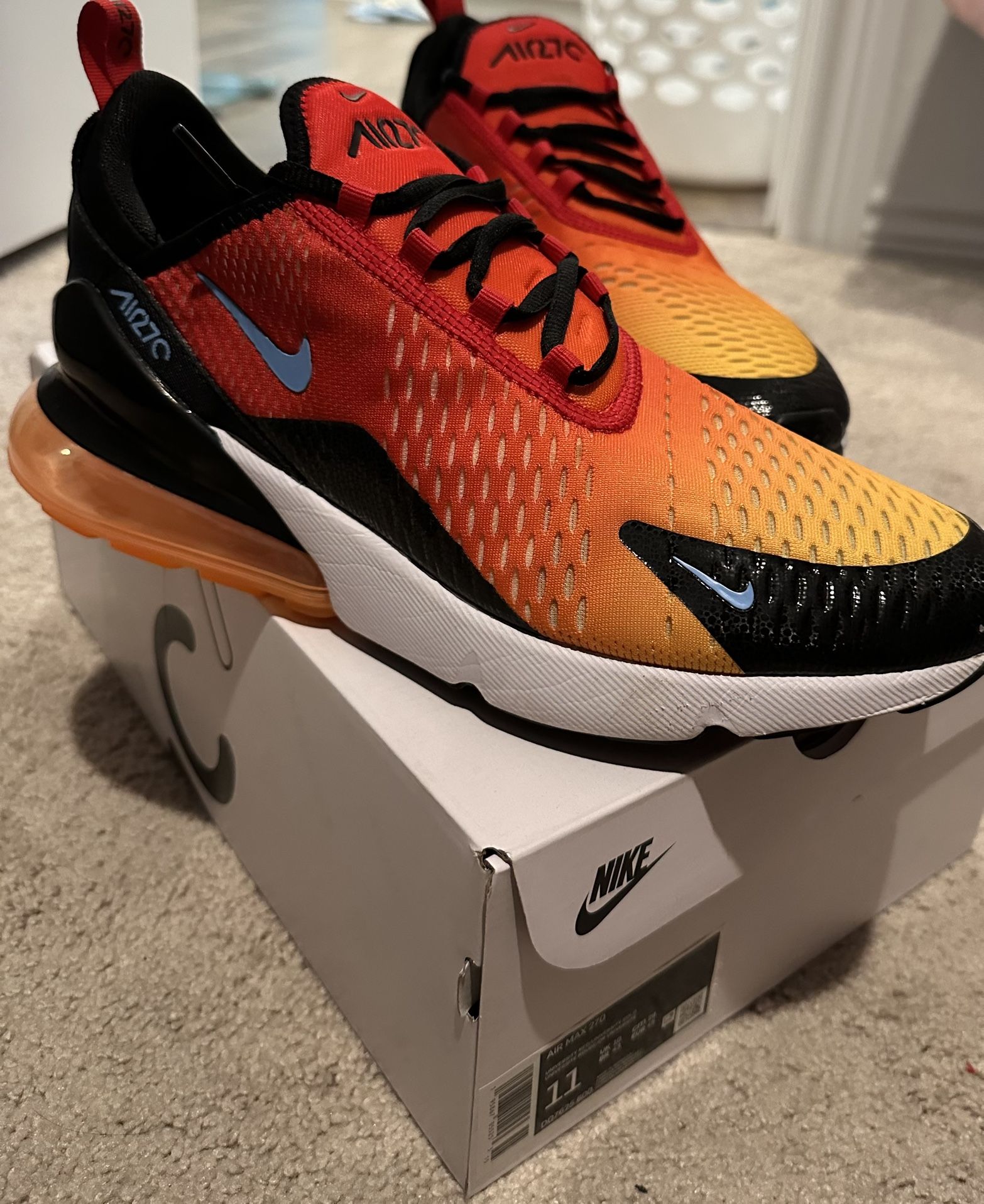 Nike AirMax 247 Size Men's 11