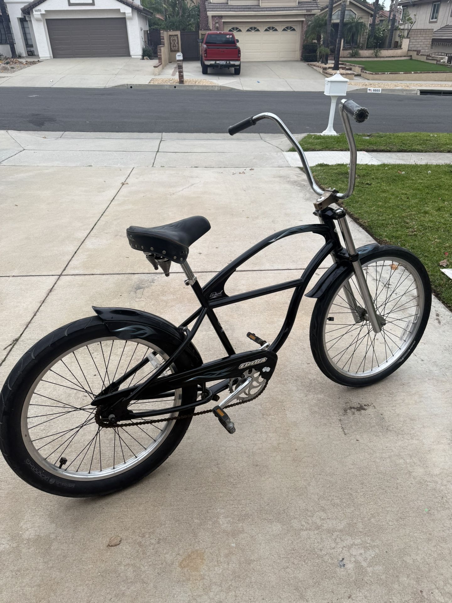 24” Electra Revil Beach Cruiser