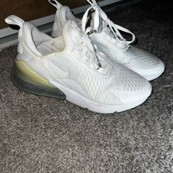 Nike Air Max 270